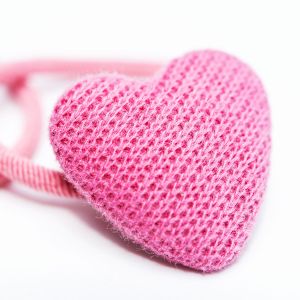 Hartjes elastiekje roze