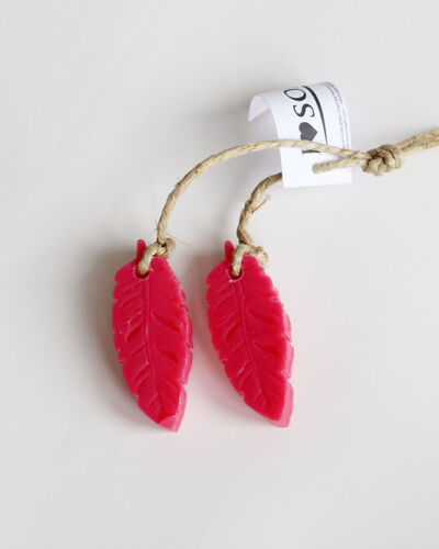 I love soap Ibiza edition 2 Feathers red fruit