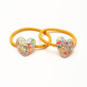 Elastiekje glitter hartje multi
