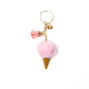 Sleutelhanger fluffy ijsje roze