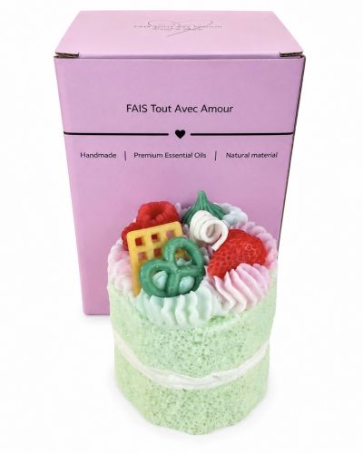 Sweet temptation candle green